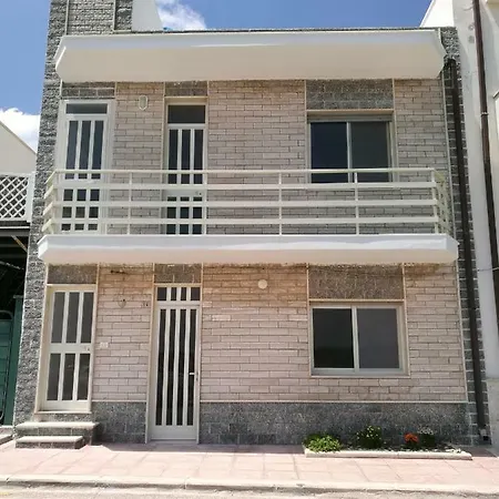 Cala Del Conte Apartment